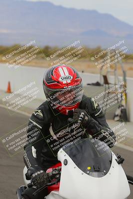 media/Mar-20-2023-Moto Forza (Mon) [[d0bbc59e78]]/Around the Pits/